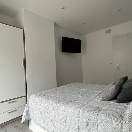 Piso Nuevo En El Casco Antiguo Ponferrada